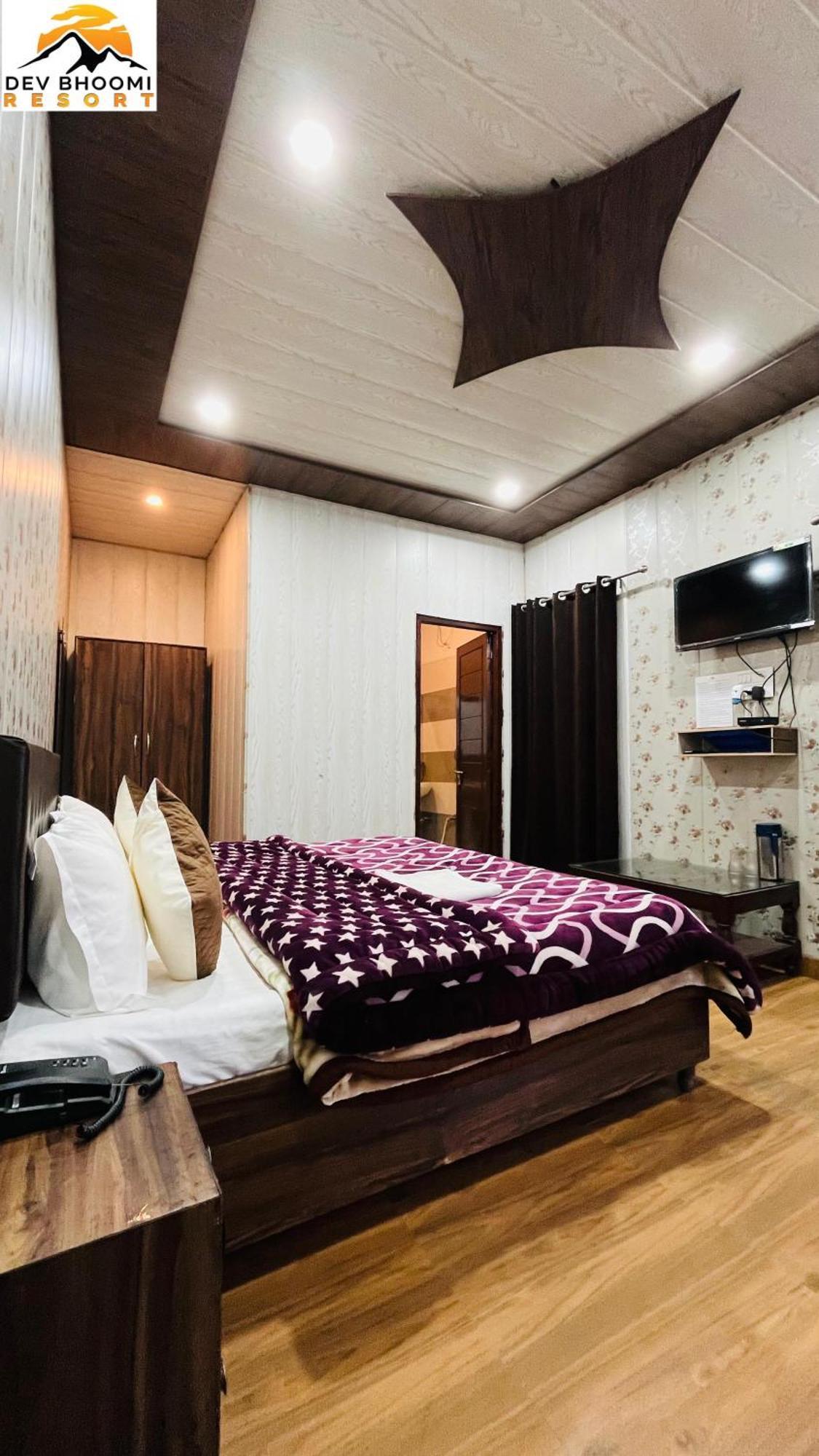 Dev Bhoomi Resort Kanatal Exteriér fotografie