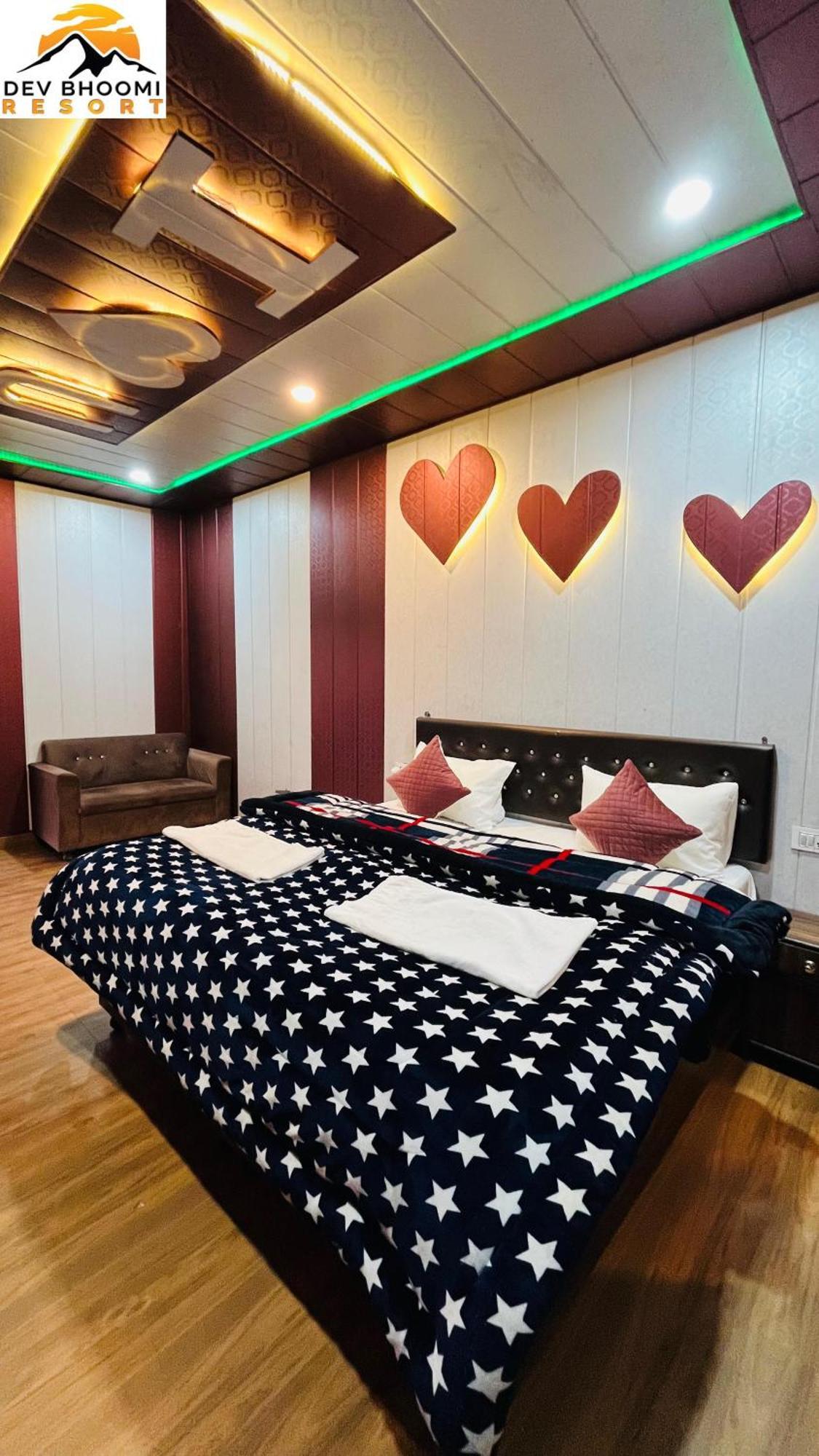 Dev Bhoomi Resort Kanatal Exteriér fotografie